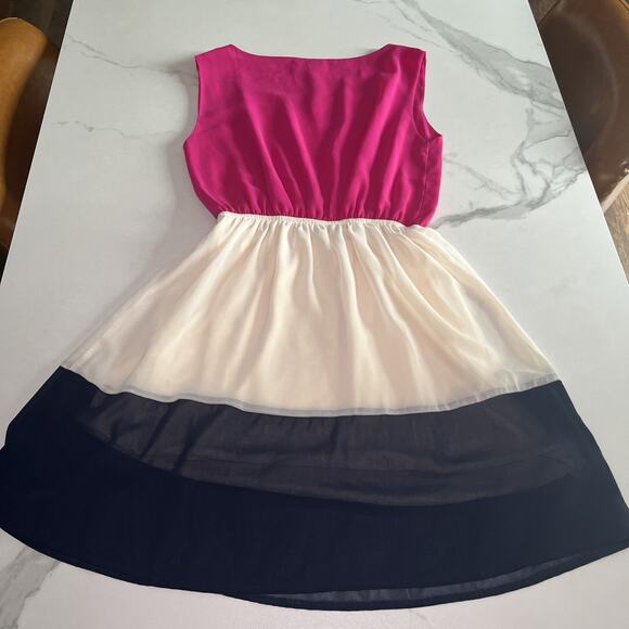 NWT In Style Pink Ivory Blue Color Block Dress Sleeveless Pullover Size Small - Picture 10 of 11